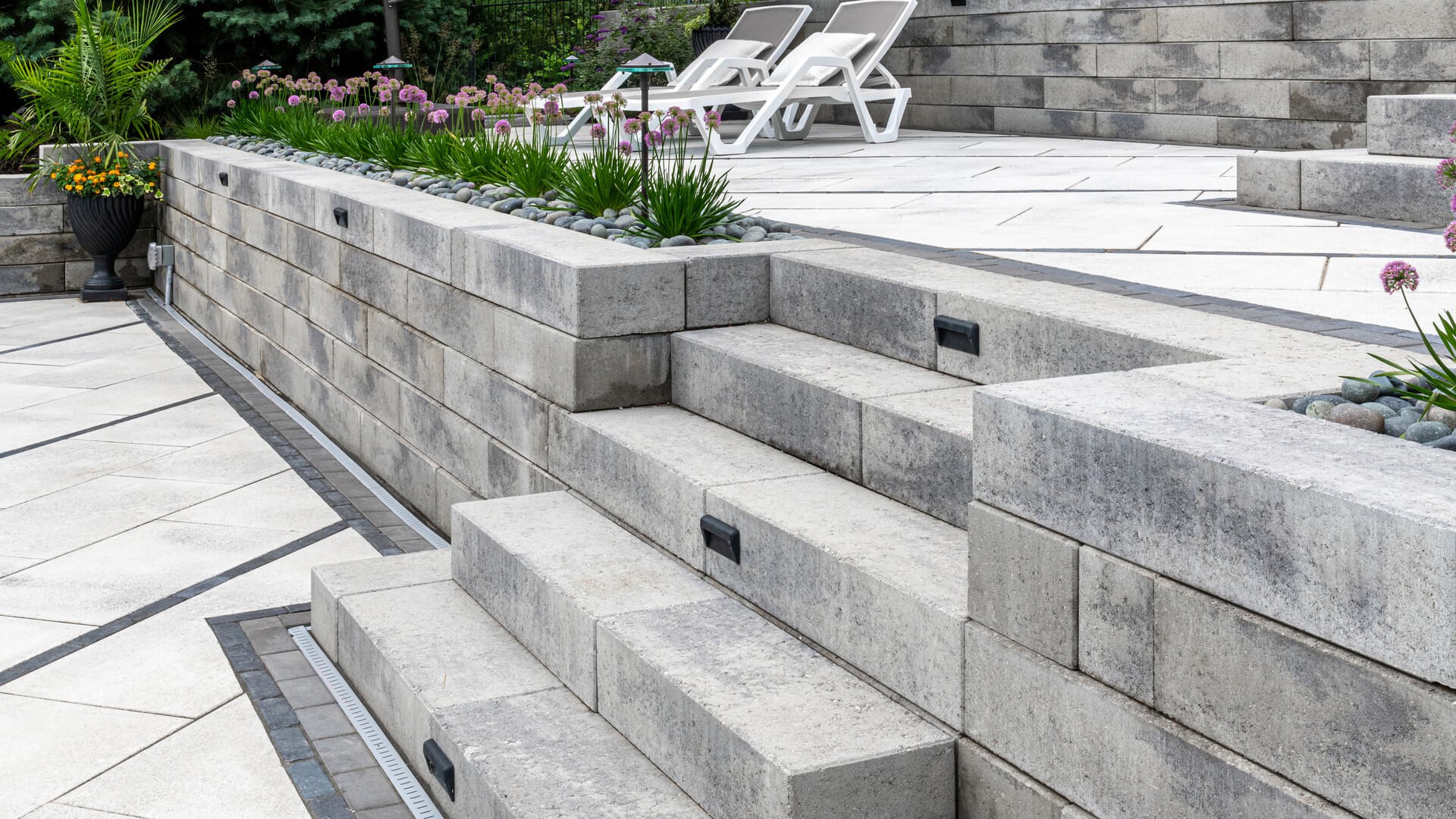 Gravity Retaining Walls